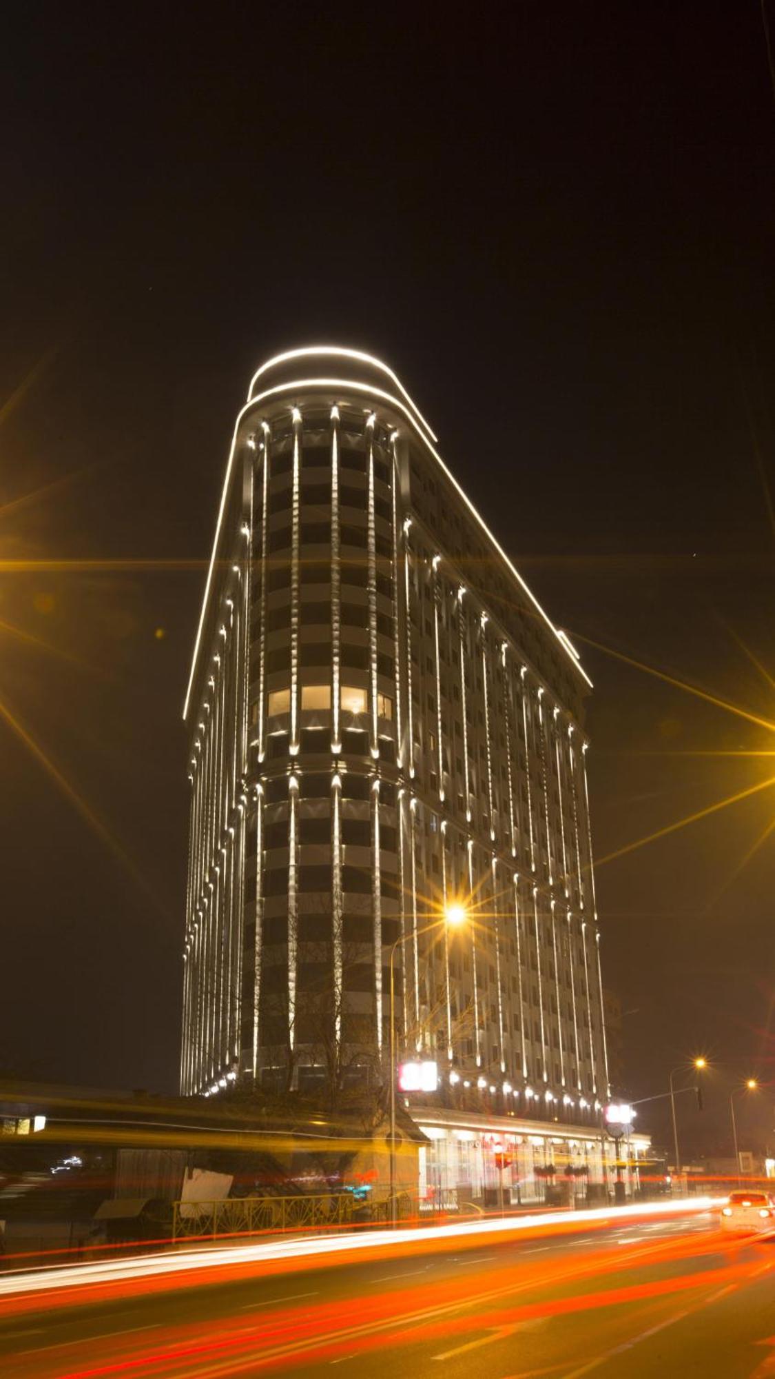Luka Apartments Flatiron Skopje Eksteriør billede