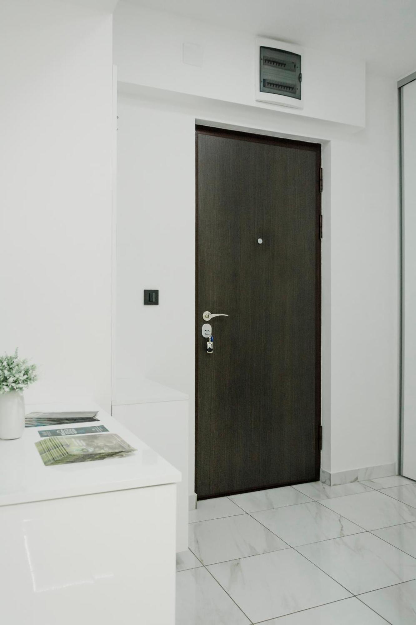 Luka Apartments Flatiron Skopje Eksteriør billede