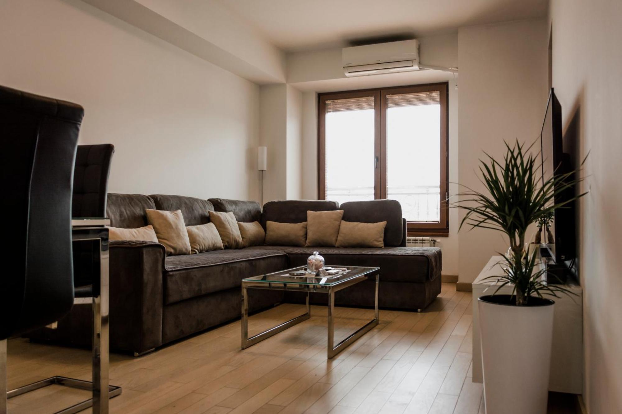 Luka Apartments Flatiron Skopje Eksteriør billede